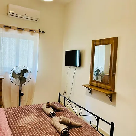 Cosy 2-bedroom - Wlk To Seafront, Area Sliema