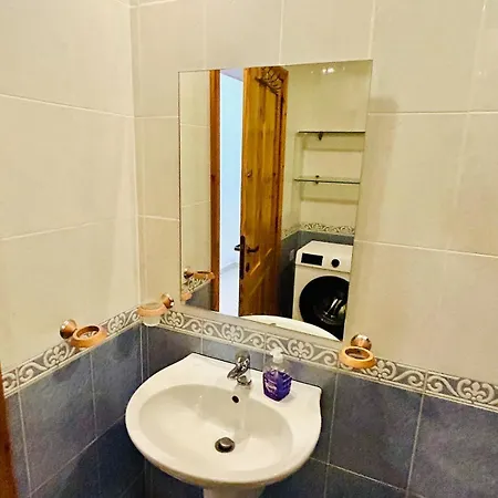 Cosy 2-bedroom - Wlk To Seafront, Area Apartment Sliema