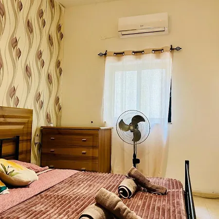 Apartment Cosy 2-bedroom - Wlk To Seafront, Area