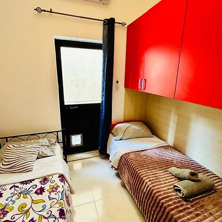 Cosy 2-bedroom - Wlk To Seafront, Area